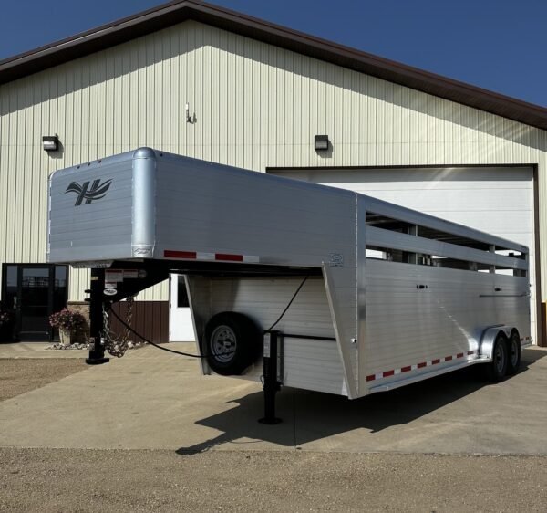 New 2024 Hillsboro 24' Livestock Trailer - Three Compartments