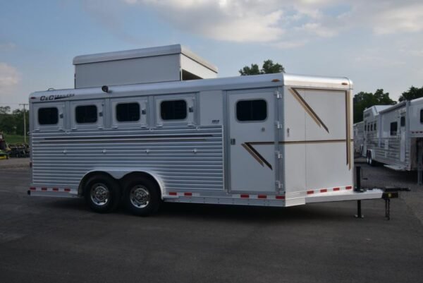 2008 C and C Trailers 4 Horse Bumper Horse Trailer - Image 2