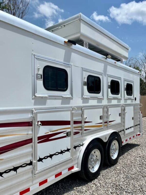 2005 Bloomer 4h Lq/Side Reverse Load/Full Rear Tack - Image 36