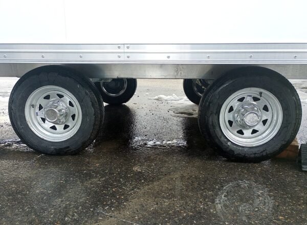 2024 Mission Trailers 101×24 Aluminum 4/5-Place Drive In/Out Deckover w/Galvanized Pkg, Canopy - Image 24