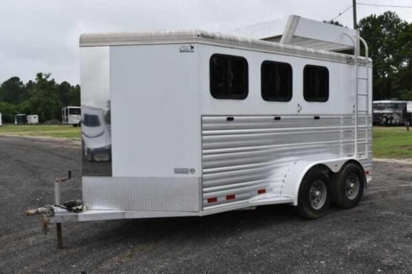 2012 CM 3HBP 3 Horse Trailer - Image 14