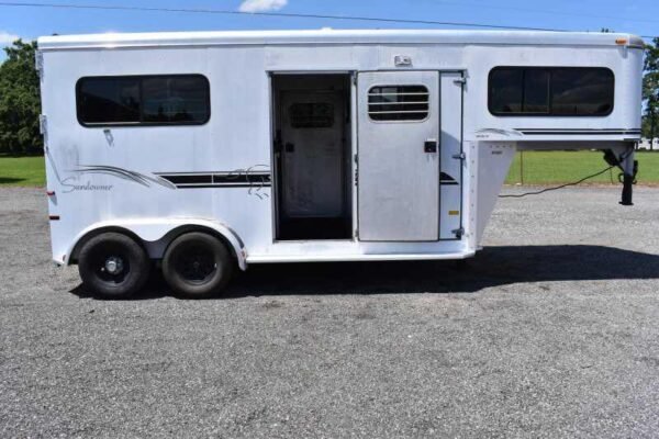 2000 Sundowner 7204GNST 2 Horse Trailer - Image 23