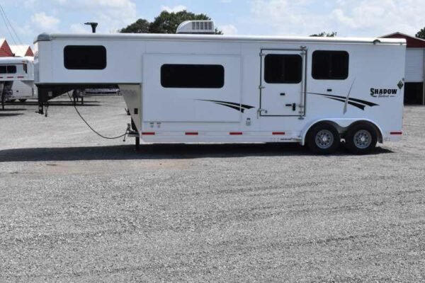 2014 Shadow 7208GLQ 2 Horse Trailer with 8' Short Wall - Image 7