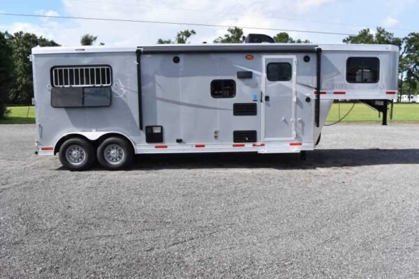 2020 Lakota Colt 8209SO 2 Horse Trailer with 9' Short Wall - Image 4