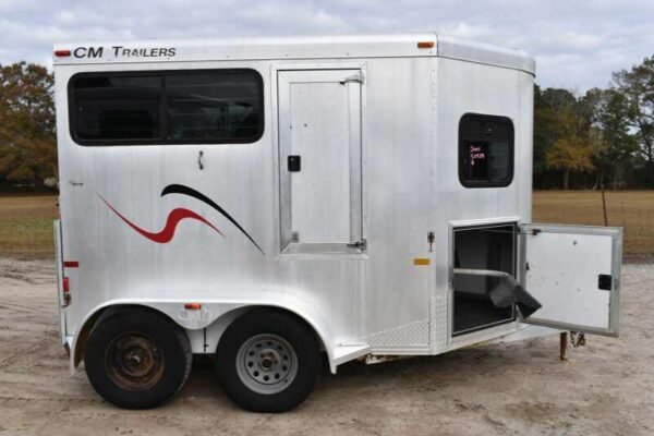 2001 CM Odyssey 2 Horse Trailer - Image 9