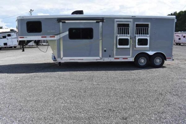 2020 Lakota Colt 8209SO 2 Horse Trailer with 9' Short Wall - Image 8