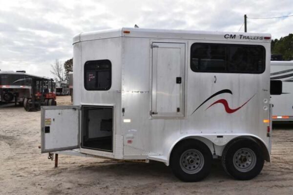 2001 CM Odyssey 2 Horse Trailer - Image 21