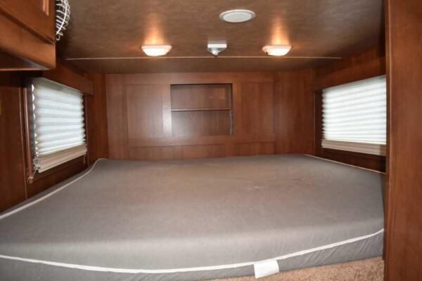 2014 Shadow 7208GLQ 2 Horse Trailer with 8' Short Wall - Image 17
