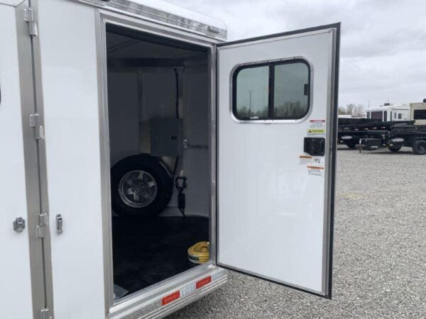 2020 19' CIMARRON BUMPER PULL 6 PEN STOCK TRAILER - Image 15