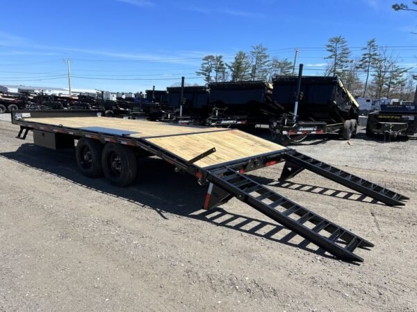 2024 Diamond C 8.5x20 20K Deckover Equipment Trailer w/ 72” Flip-Knee Ramps - Image 3