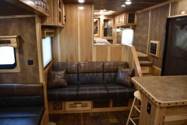 2021 Lakota BIGHORN 8316SRGLQ 3 Horse Trailer with 16' Short Wall - Image 31