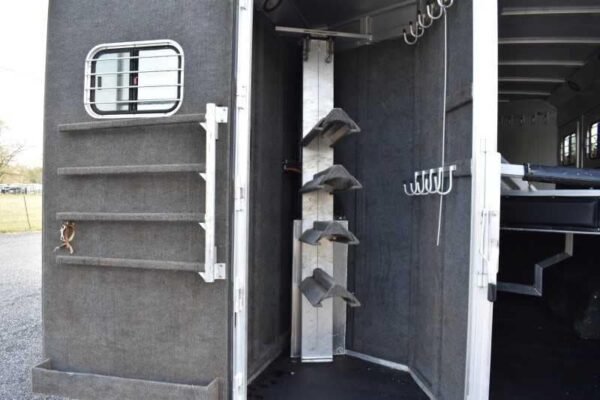 2003 Bloomer 8414LQ 4 Horse Trailer with 14' Short Wall - Image 28