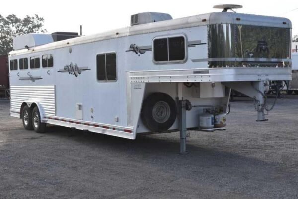 2006 Platinum 8410LQ 4 Horse Trailer with 9' Short Wall