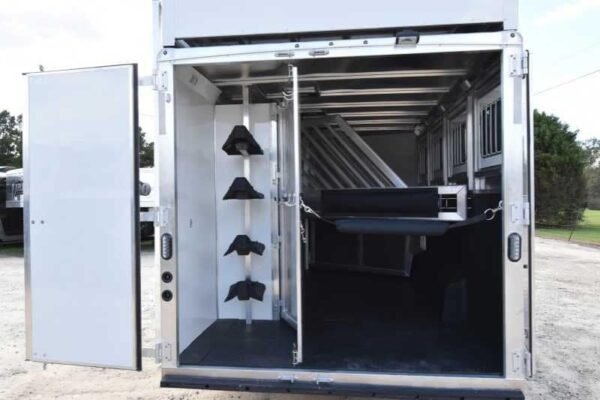 2018 Lakota 84HBPSL 4 Horse Trailer with 2' Short Wall - Image 12