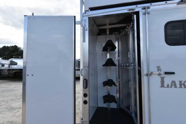 2018 Lakota 84HBPSL 4 Horse Trailer with 2' Short Wall - Image 11