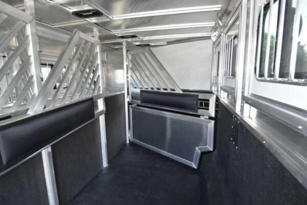 2018 Lakota 84HBPSL 4 Horse Trailer with 2' Short Wall - Image 14
