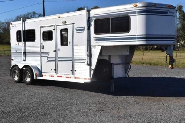 Used 1998 Silver Star 2HGN 2 Horse Trailer with 6' Short Wall