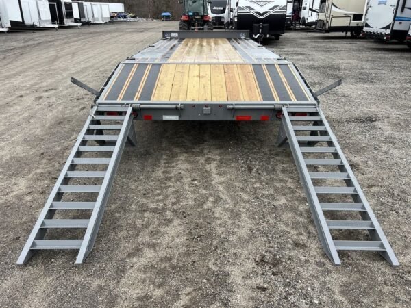 2024 Diamond C 8.5x20 20K Deckover Equipment Trailer w/ 72” Flip-Knee Ramps - Image 4