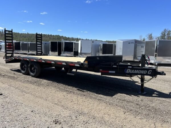 2024 Diamond C 8.5x20 20K Deckover Equipment Trailer w/ 72” Flip-Knee Ramps - Image 6