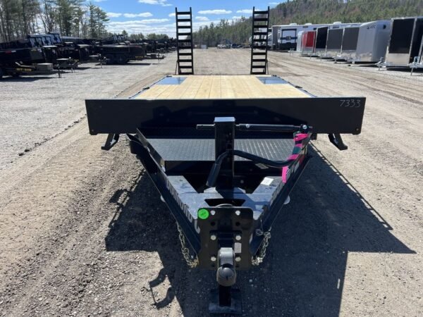 2024 Diamond C 8.5x20 20K Deckover Equipment Trailer w/ 72” Flip-Knee Ramps - Image 7
