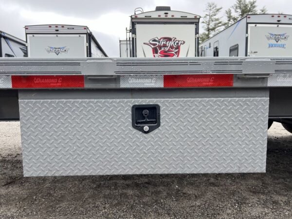 2024 Diamond C 8.5x20 20K Deckover Equipment Trailer w/ 72” Flip-Knee Ramps - Image 6