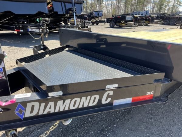 2024 Diamond C 8.5x20 20K Deckover Equipment Trailer w/ 72” Flip-Knee Ramps - Image 12