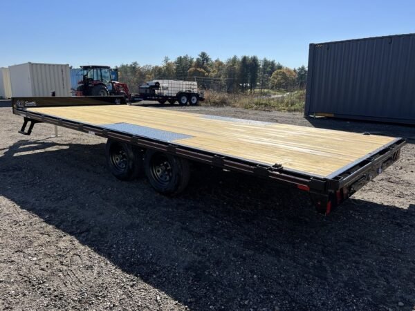 2024 Diamond C 8.5x20 7K Deckover Trailer w/Slide-In Ramps - Image 5