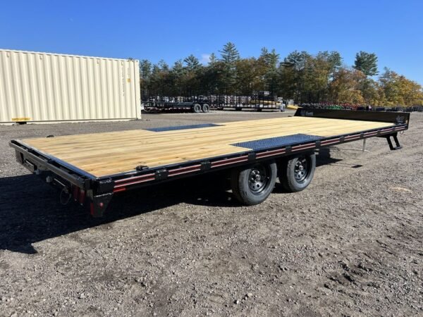 2024 Diamond C 8.5x20 7K Deckover Trailer w/Slide-In Ramps - Image 7