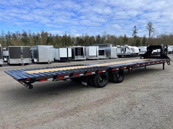 2024 Diamond C 8.5x35 25K Gooseneck Equipment Trailer w/Spare Mount - Image 7