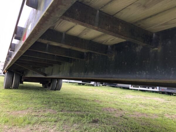 2002 Kaufman Trailers 101X40 Gooseneck Equipment Trailer w/Toolbox - Image 5