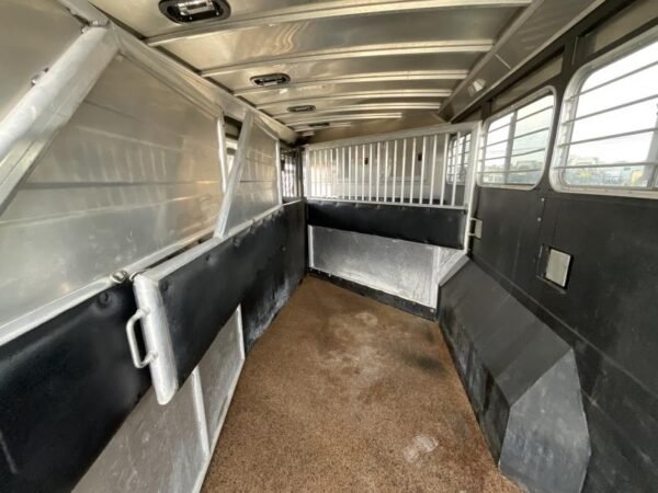 2014 Logan Coach RAZ4GNHDLQ 40' 4 horse Razor GN Horse Trailer**WITH WALK IN CLOSET** - Image 40