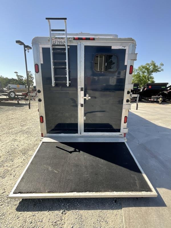 2005 Jamco 4 Horse Gooseneck Trailer - Image 24